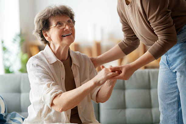 The Comfort of Consistency: How Daily Routines Support Seniors with Dementia